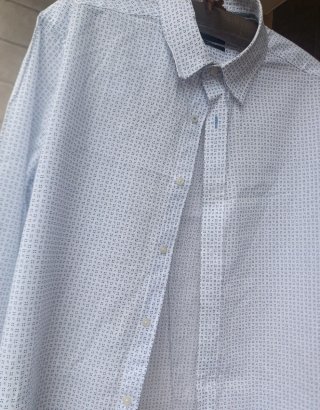 Camisa de vestir estampada hombre