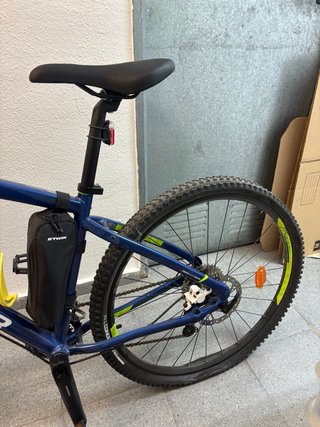Bicicleta Rockrider ST 540 Azul mas casco, talla M