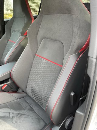 Volkswagen Golf GTI Clubsport 2.0 TSI 300
