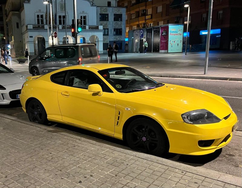 Hyundai Coupe 2005 - foto 1