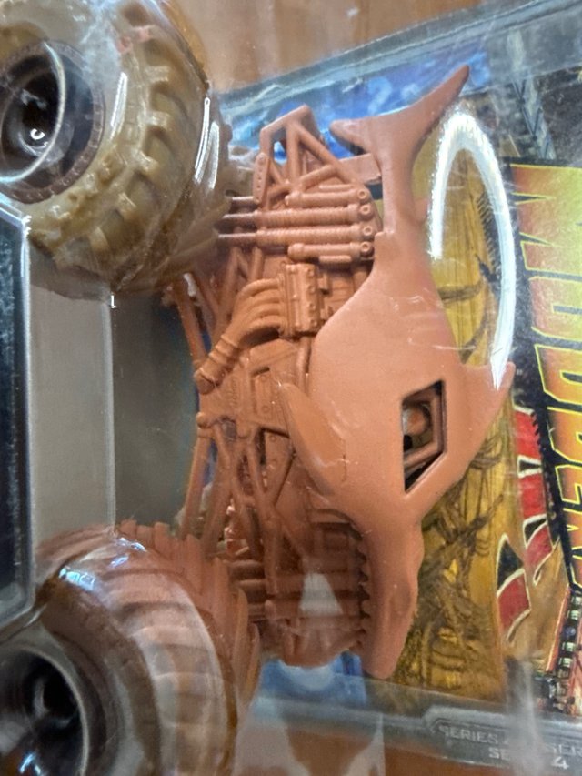 Monster Jam Megalodon 1:64 True Metal