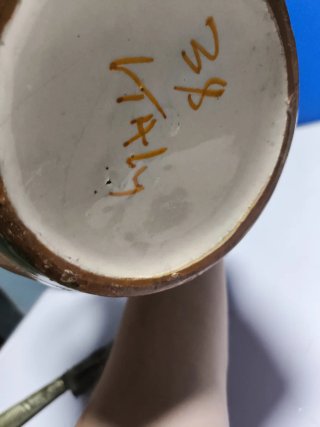 Jarra de cerámica Italia con uvas hecha a mano