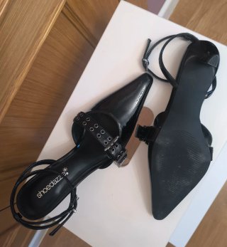 Zapatos tacón Shoedazzle 6cm hebilla