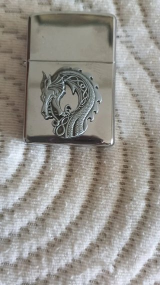 Zippo con design drago_2