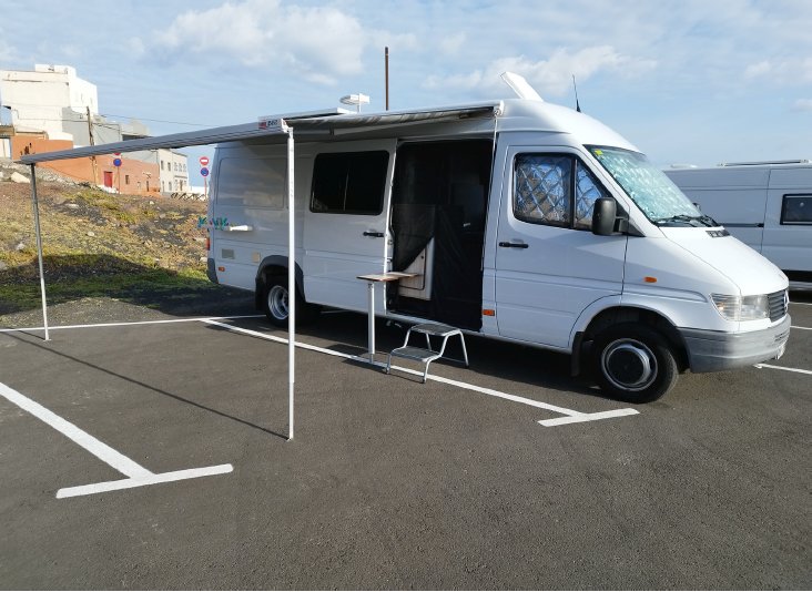 Mercedes-Benz Sprinter 402D Turbo. Camperizada - foto 1