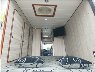 Mercedes-Benz Sprinter 402D Turbo. Camperizada