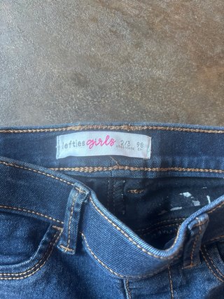 Lote 2 pantalones niña 2-3 años