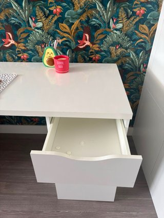 Escritorio blanco moderno