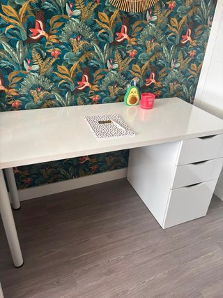 Escritorio blanco moderno