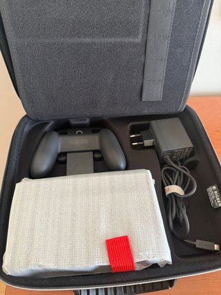 Nintendo Switch casi nueva con caja original.