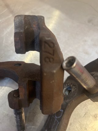 4 Porta pinzas Ford Focus