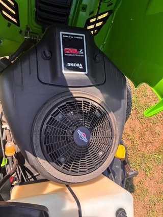 Tractor cortacésped Viking verde