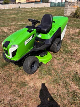 Tractor cortacésped Viking verde