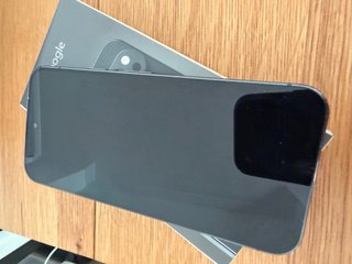 Google Pixel 10 Pro XL Negro/Gris