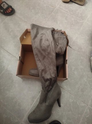 Botas altas grises