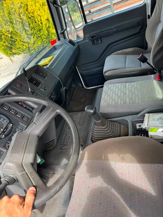 NISSAN M130.150 1994