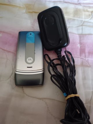 Móvil Motorola V377 Plata/Negro