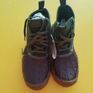 Bota Crocs Salehe Bembury Cypress Talla 45-46