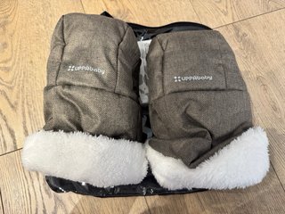 Uppababy Vista V3 Completa + Accesorios