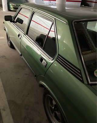SEAT 132 D 2200