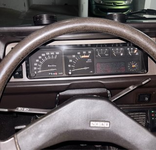 SEAT 132 D 2200