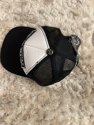 Gorra Chrome Hearts Negra y Blanca