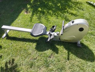 Máquina de remo ROWER