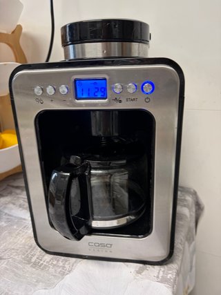 Cafetera con molinillo CASO