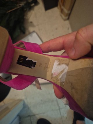 Zapatos de tacón rosa gloria ortiz