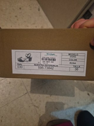 Zapatos de tacón rosa gloria ortiz