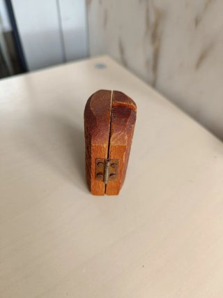 Pequeño tríptico religioso