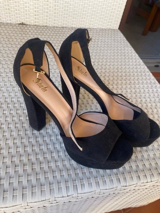 Sandalias Shein tacón ancho y plataforma negras