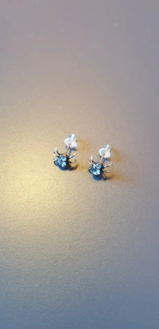 PLATA PENDIENTES ARAÑAS