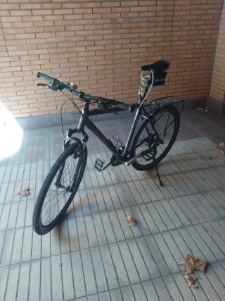 Bicicleta Trekking -TREK