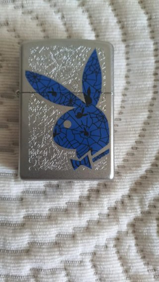 Accendino Zippo Playboy Blu_2