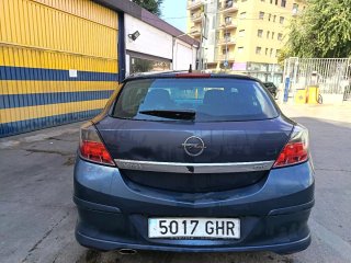 Opel Astra 1.6 GTC Automático Etiqueta C
