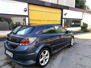 Opel Astra 1.6 GTC Automático Etiqueta C