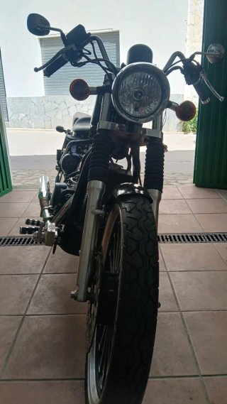 Moto Leonart 125cc Negra - 125 km