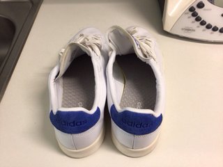 Zapatillas Adidas Blancas y Azules
