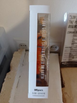Figura S.H.Figuarts Son Goku + power Pole