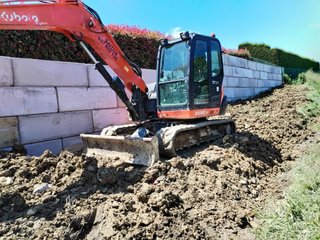 Excavadora Kubota KX080-4