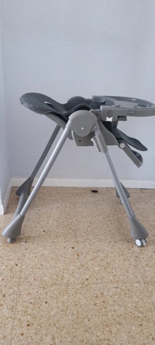 Trona bebé Asalvo gris acolchada