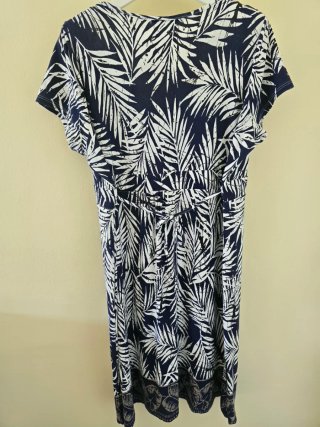 Vestido estampado hojas azul y blanco XL