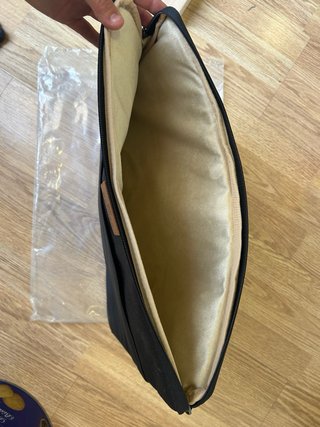 Funda portátil DOMISO 17 negra