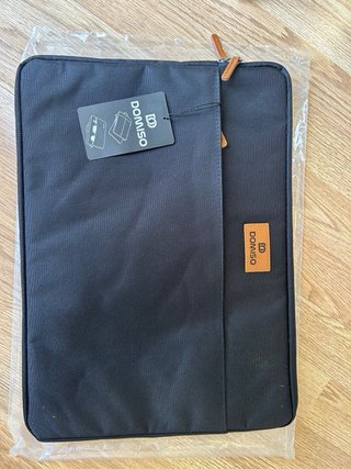 Funda portátil DOMISO 17 negra