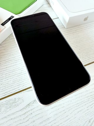 iPhone 11 128GB Bianco + Accessori