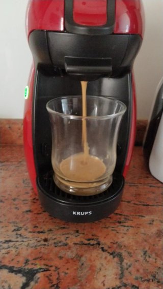 Cafetera Dolce Gusto Piccolo Krups Roja
