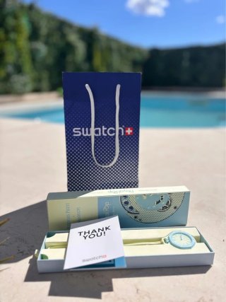 Swatch Royal Pop Blaue Acht x Audemars Piguet
