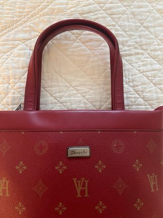 Bolso Rojo y Dorado Estampado