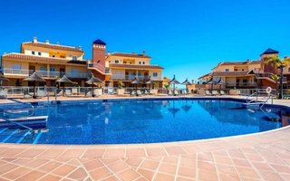 Piso en venta en Calaburra - Chaparral en Mijas